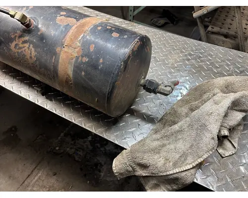 FREIGHTLINER FLB HIGH Air Tank