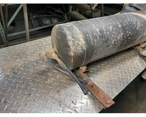 FREIGHTLINER FLB HIGH Air Tank
