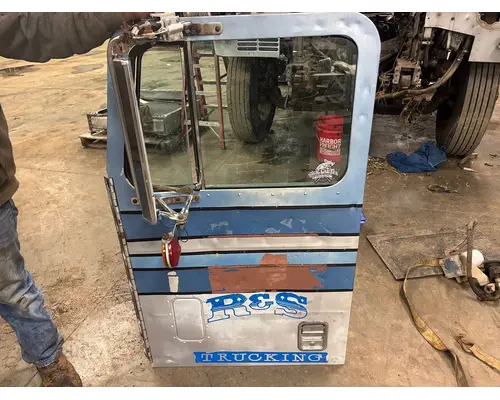 FREIGHTLINER FLB HIGH Door Assembly, Front