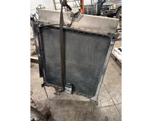 FREIGHTLINER FLB HIGH Radiator