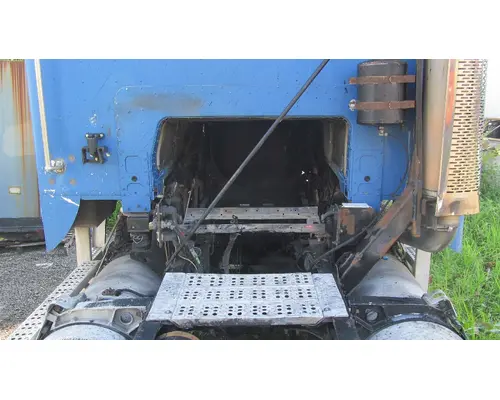 FREIGHTLINER FLB Truck For Sale