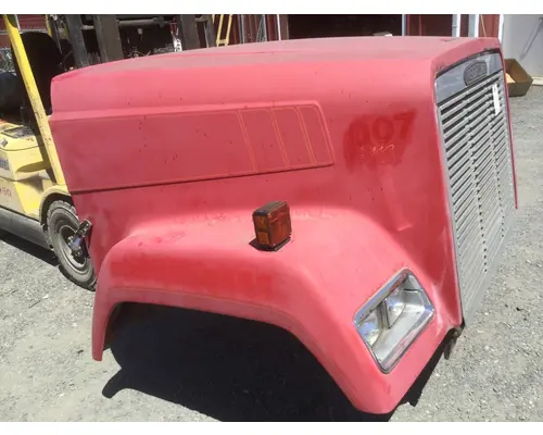 FREIGHTLINER FLC 112 HOOD