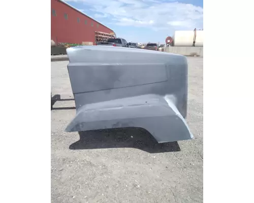 FREIGHTLINER FLC 112 Hood