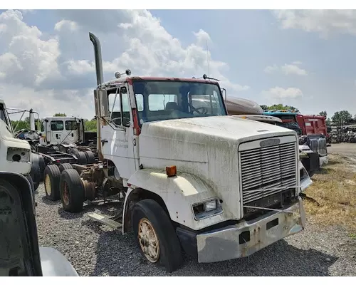 FREIGHTLINER FLC11264T/ST Complete Vehicle