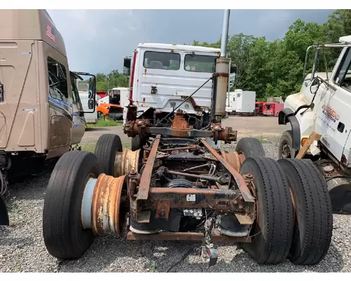 FREIGHTLINER FLC11264T/ST Complete Vehicle