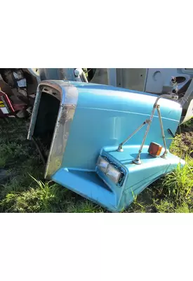 FREIGHTLINER FLC112SD Hood