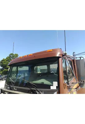 FREIGHTLINER FLC112 CAB CLIP