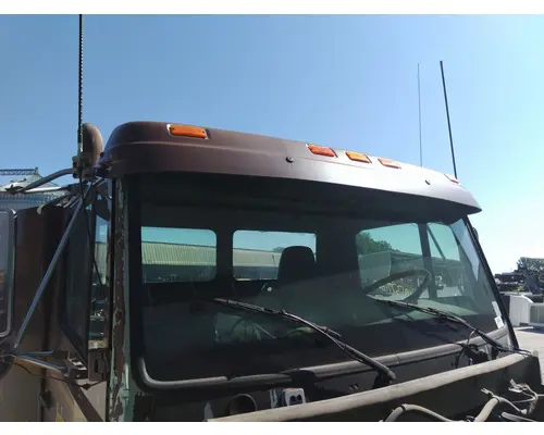 FREIGHTLINER FLC112 CAB CLIP