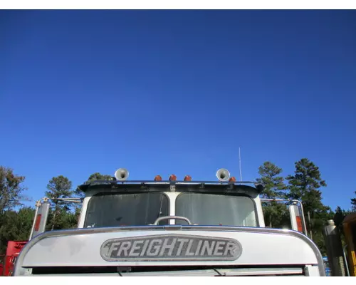 FREIGHTLINER FLC112 CAB