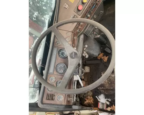 FREIGHTLINER FLC112 Cab Mount