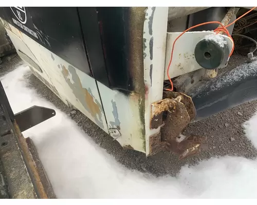 FREIGHTLINER FLC112 Cab Mount
