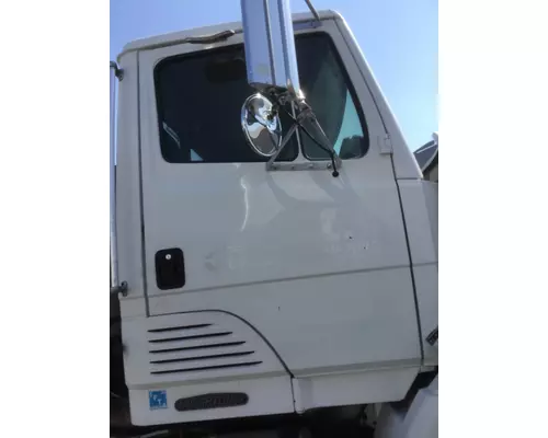 FREIGHTLINER FLC112 DOOR ASSEMBLY, FRONT