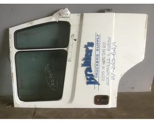 FREIGHTLINER FLC112 DOOR ASSEMBLY, FRONT