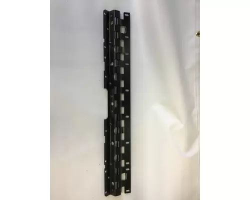 FREIGHTLINER FLC112 DOOR HINGE