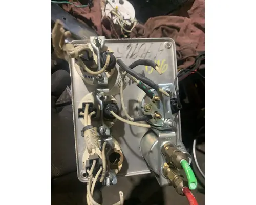 FREIGHTLINER FLC112 Dash Panel