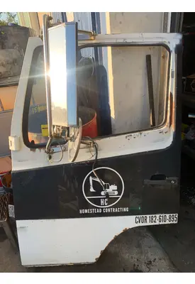 FREIGHTLINER FLC112 Door Assembly, Front