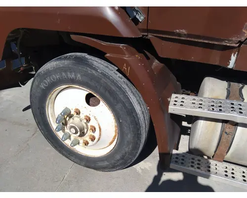 FREIGHTLINER FLC112 FENDER EXTENSION