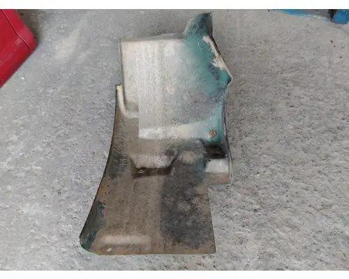 FREIGHTLINER FLC112 FENDER EXTENSION