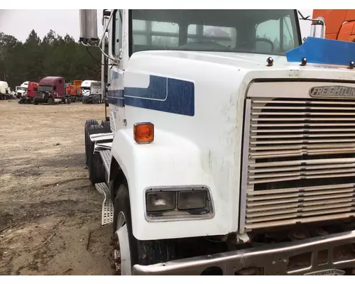 FREIGHTLINER FLC112 HOOD