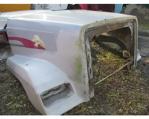 FREIGHTLINER FLC112 Hood