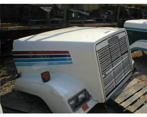 FREIGHTLINER FLC112 Hood