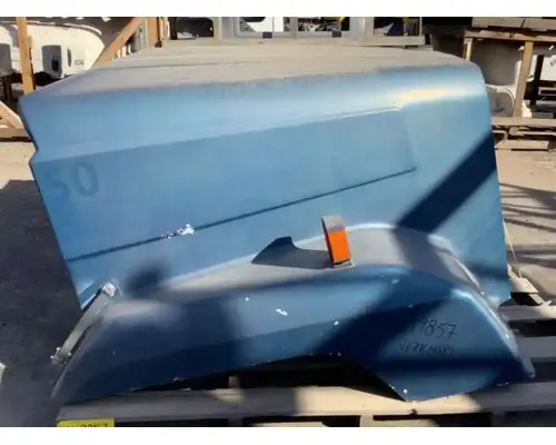 FREIGHTLINER FLC112 Hood