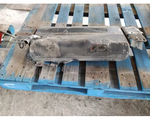 FREIGHTLINER FLC112 RADIATOR OVERFLOW TANK
