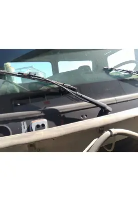 FREIGHTLINER FLC112 WINDSHIELD WIPER ARM