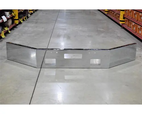 FREIGHTLINER FLC120 Bumper Assembly, Front