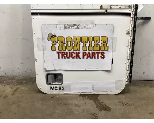 FREIGHTLINER FLC120 Door