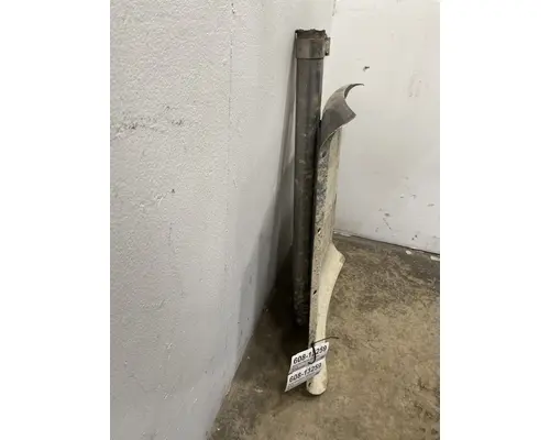 FREIGHTLINER FLC120 Fender Extension