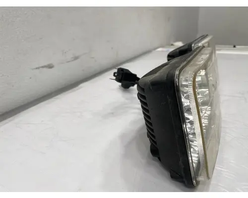 FREIGHTLINER FLC120 Headlamp Assembly