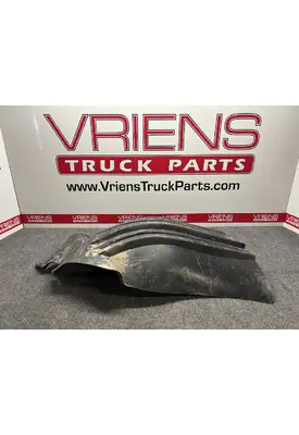 FREIGHTLINER FLCC Inner Fender / Liner