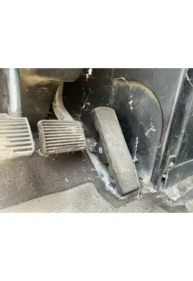 FREIGHTLINER FLC Accelerator Parts