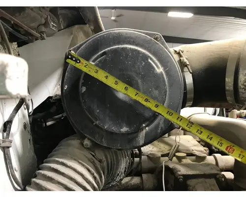 FREIGHTLINER FLC Air Cleaner