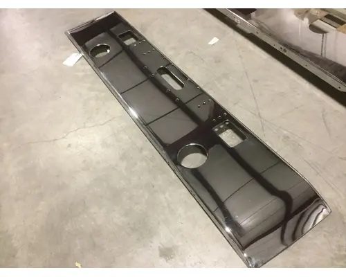 FREIGHTLINER FLC BUMPER-COMPLETE