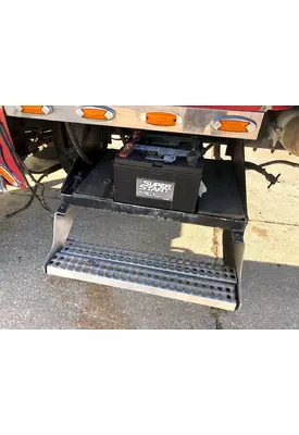 FREIGHTLINER FLC Battery Box