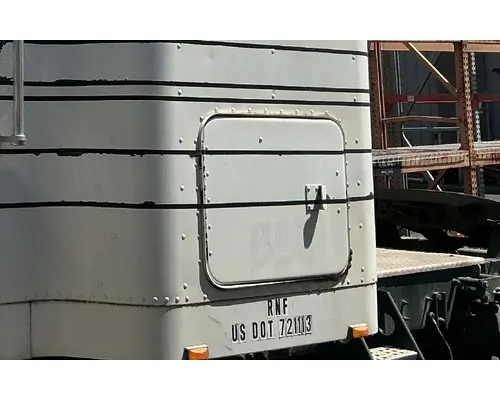 FREIGHTLINER FLC Body Parts, Misc.