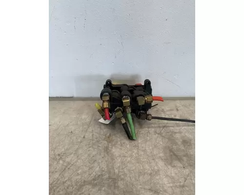 FREIGHTLINER FLC Brake Proportioning Valve