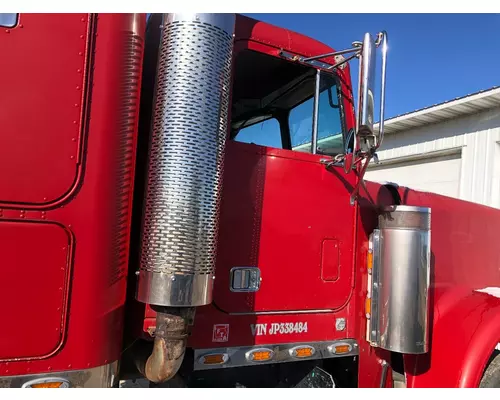 FREIGHTLINER FLC Cab Assembly