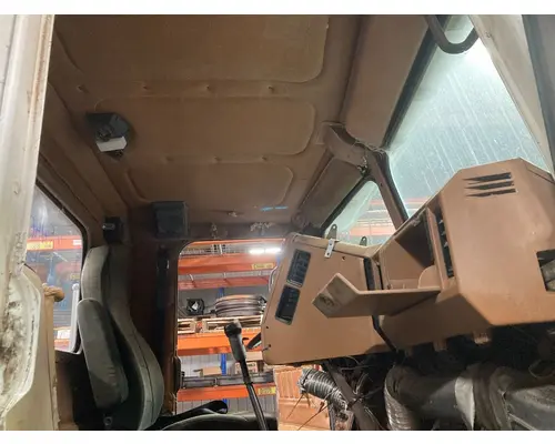 FREIGHTLINER FLC Cab Assembly