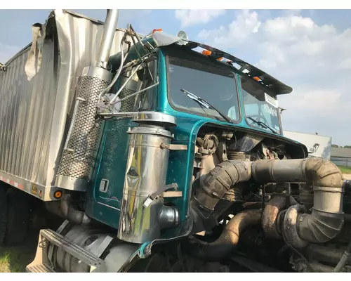 FREIGHTLINER FLC Cab Assembly