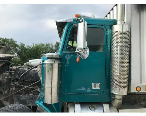 FREIGHTLINER FLC Cab Assembly