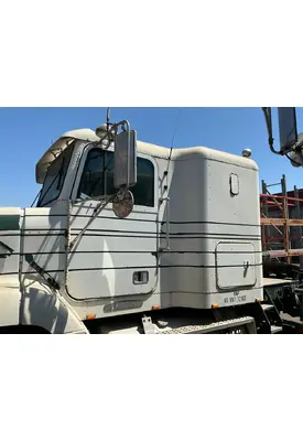 FREIGHTLINER FLC Cab Assembly