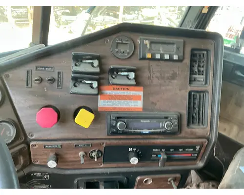 FREIGHTLINER FLC Cab Assembly