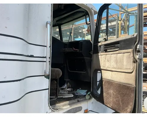 FREIGHTLINER FLC Cab Assembly