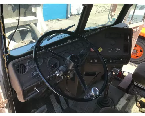 FREIGHTLINER FLC Dash Assembly