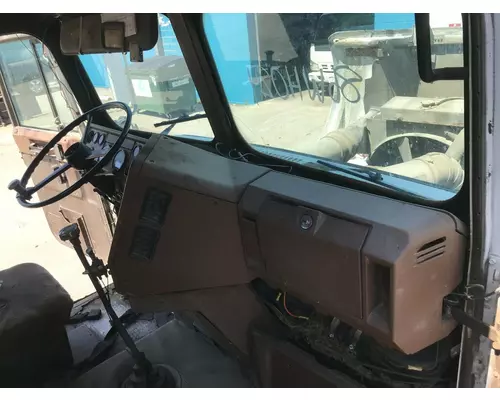 FREIGHTLINER FLC Dash Assembly