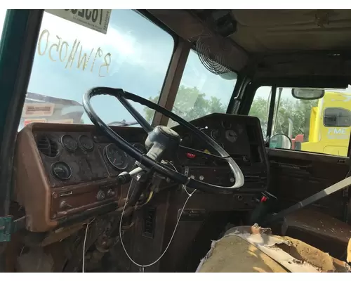 FREIGHTLINER FLC Dash Assembly