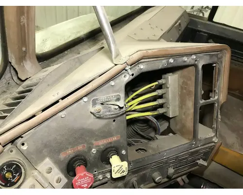 FREIGHTLINER FLC Dash Assembly